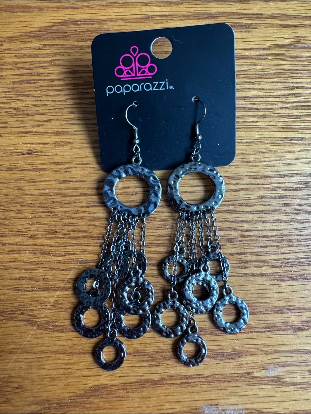 paparazzi Hammered Gunmetal Circle Cascade Earrings